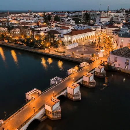 Casa Jara, Town Centre